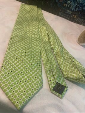 Jos. A. Bank Lime Green Geometric Silk Tie